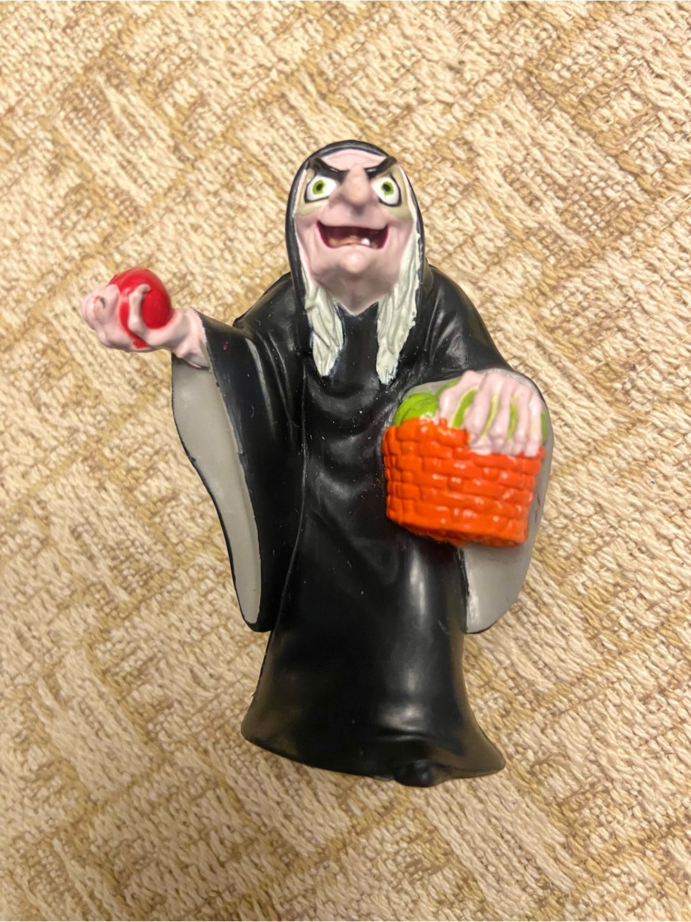 Disney Evil Queen Witch of Snow White 1993 Mattel Vintage Collectible Figure
